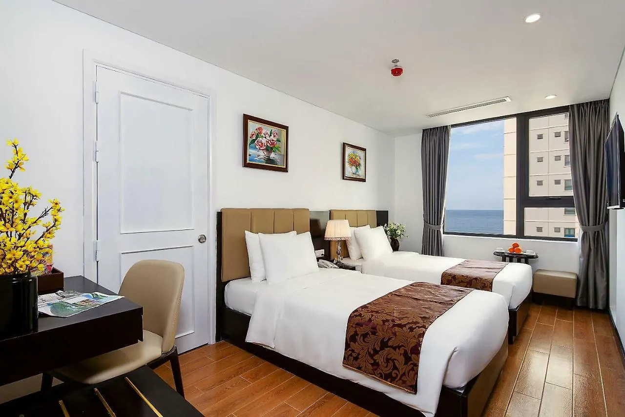 Golden Line Hotel Danang 4*,  Vietnam